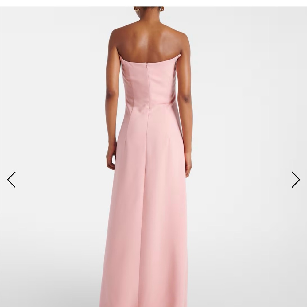 Chic Strapless Pink Dress with Embellishments - Picture 4 of 4